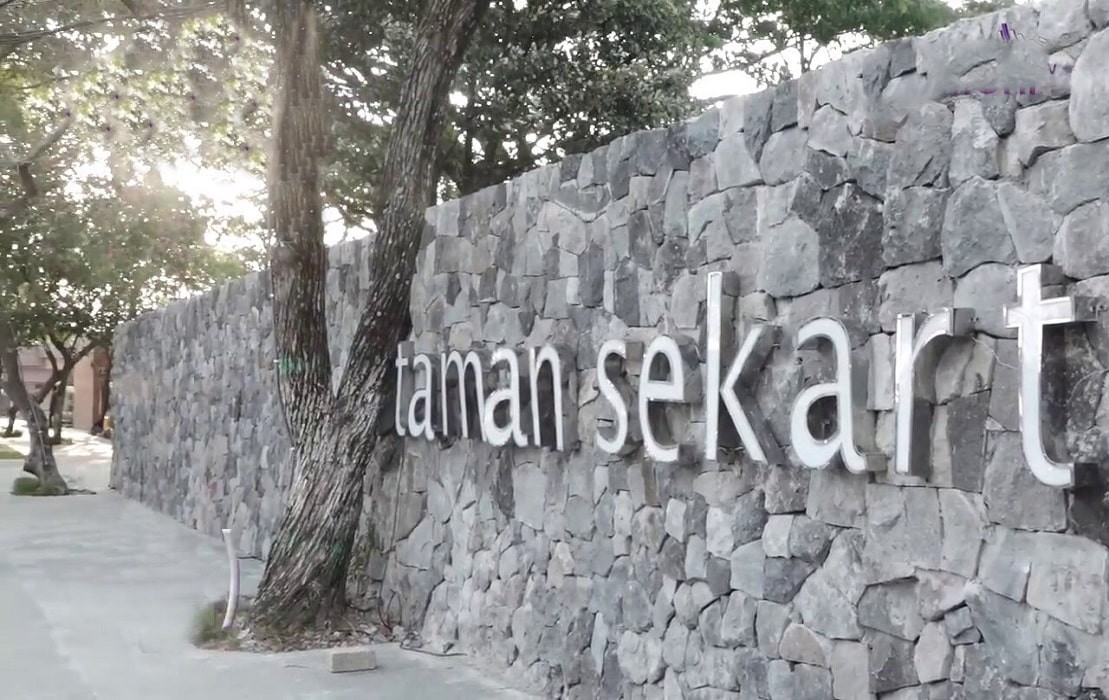 Batu Alam Andesit Application | Batu Alam Random Lava |Batu Alam Andesit Bakar